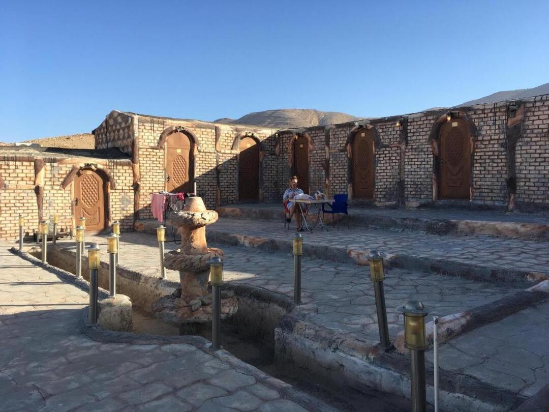Little Petra Heritage Village Вади Муса Экстерьер фото