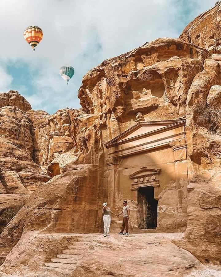 Little Petra Heritage Village Вади Муса Экстерьер фото