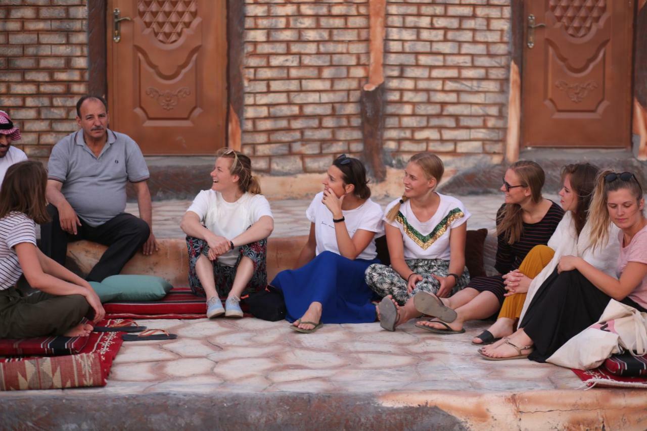 Little Petra Heritage Village Вади Муса Экстерьер фото